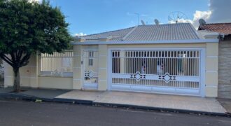 LOCAÇÃO RESIDENCIAL COM PISCINA!!!